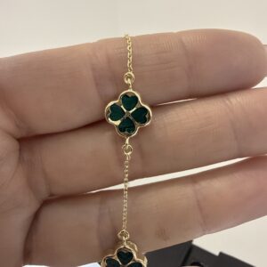 Manilla flores verdes