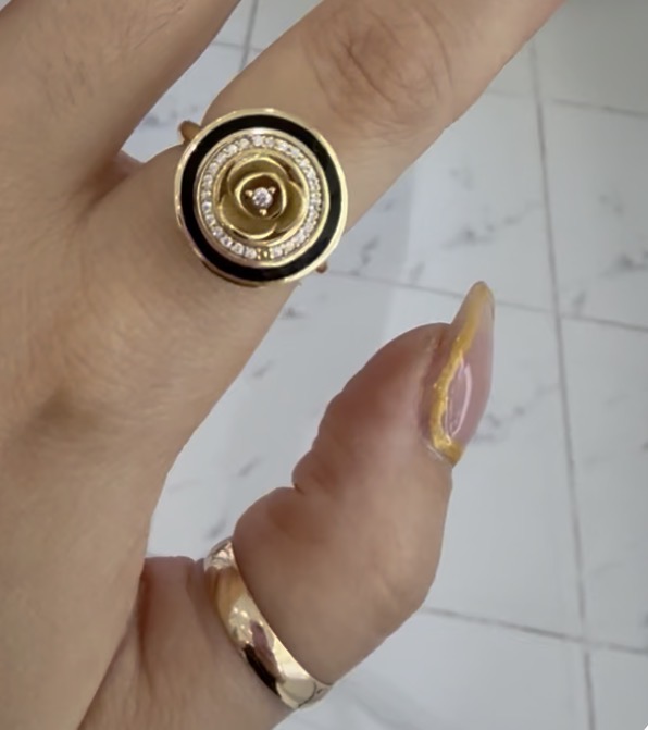 Anillo de flor