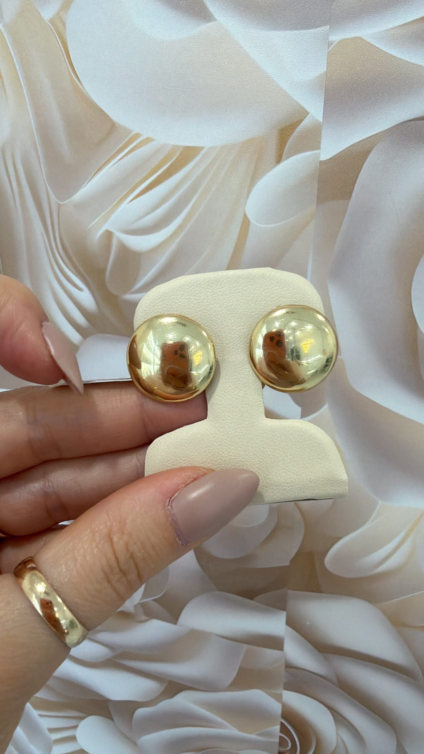 Aretes redondo